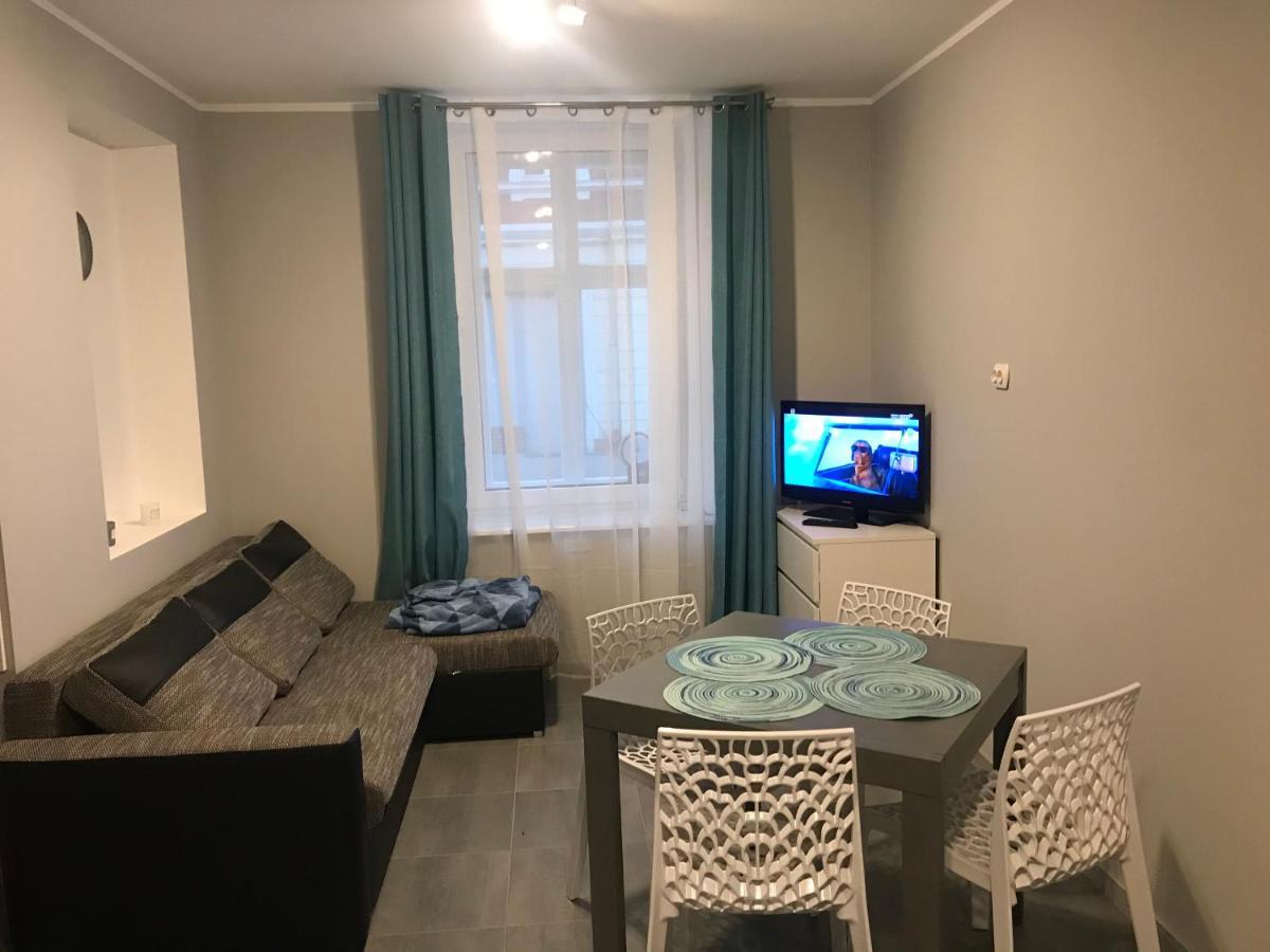 Apartament C18 Jelenia Gora Exterior photo